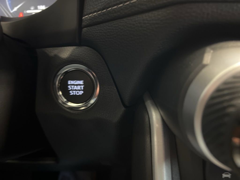 Used 2025 Toyota RAV4 Limited image 19