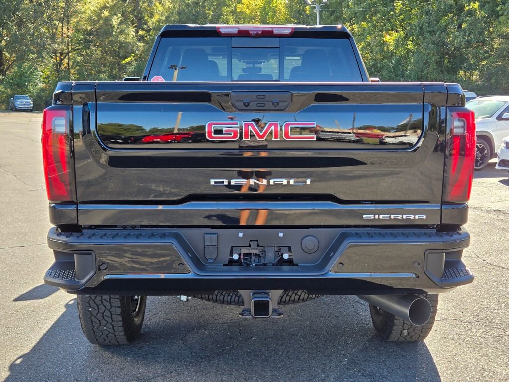 New 2026 GMC Sierra 2500 Denali w/ Technology Package AWD/4WD image 4