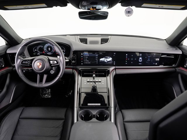 Certified 2025 Porsche Panamera 4 image 20