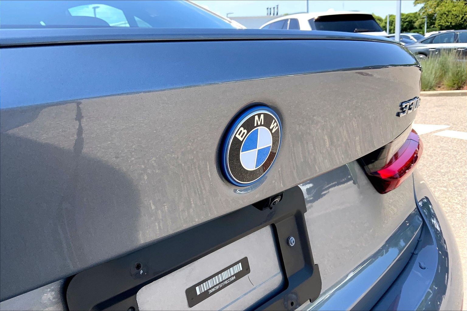 Used 2023 BMW 330e xDrive w/ M Sport Package AWD/4WD image 32
