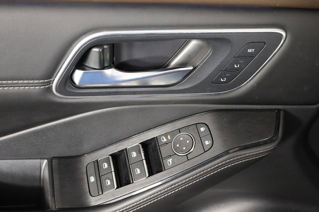 Used 2023 Nissan Rogue Platinum w/ Platinum Premium Package image 20