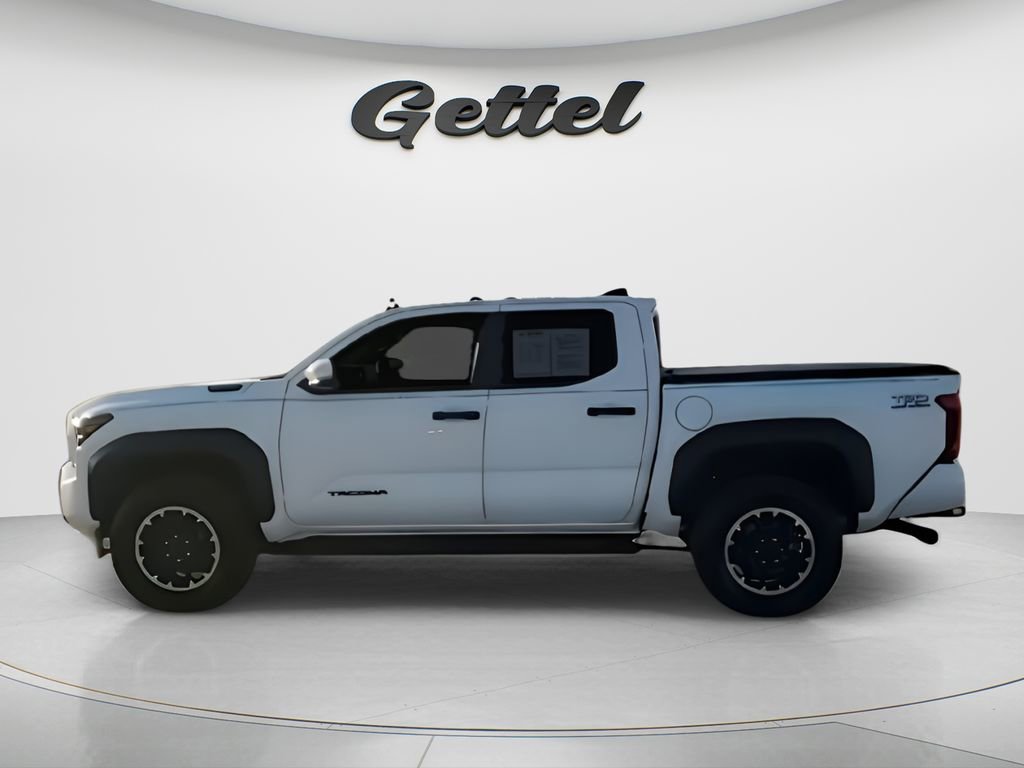 Used 2024 Toyota Tacoma TRD Off-Road w/ TRD Off Road Upgrade Package image 5