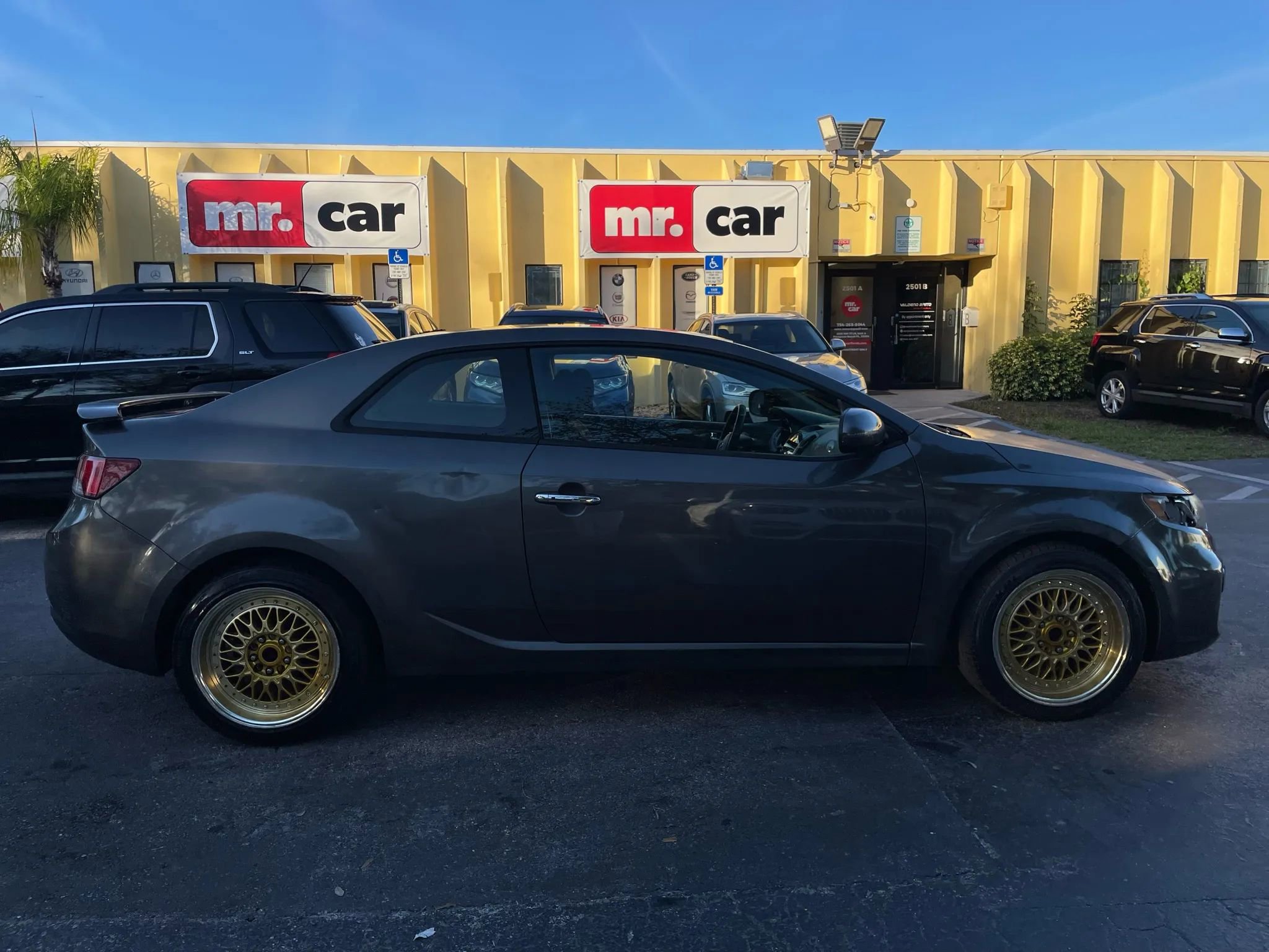 Used 2013 Kia Forte Koup EX w/ Tech Pkg image 6