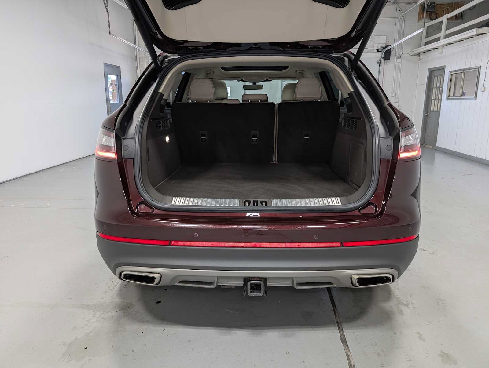 Certified 2022 Lincoln Nautilus Reserve w/ Class II Trailer Tow Package AWD/4WD image 39