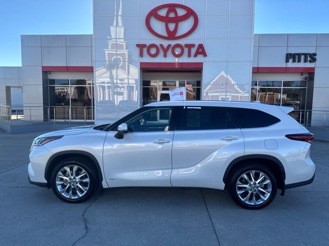 Used 2026 Toyota Highlander Limited AWD/4WD image 8