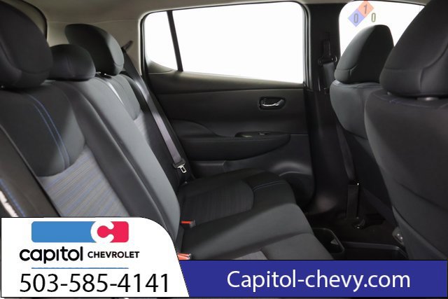 Used 2025 Nissan Leaf S FWD image 27