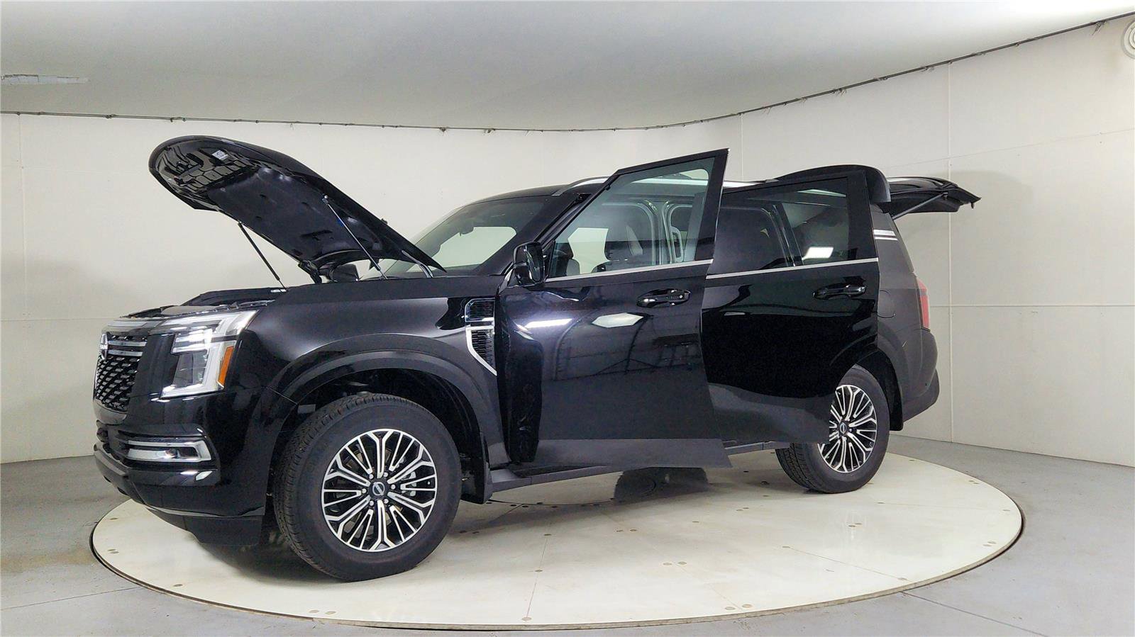 New 2026 Nissan Armada Platinum image 10