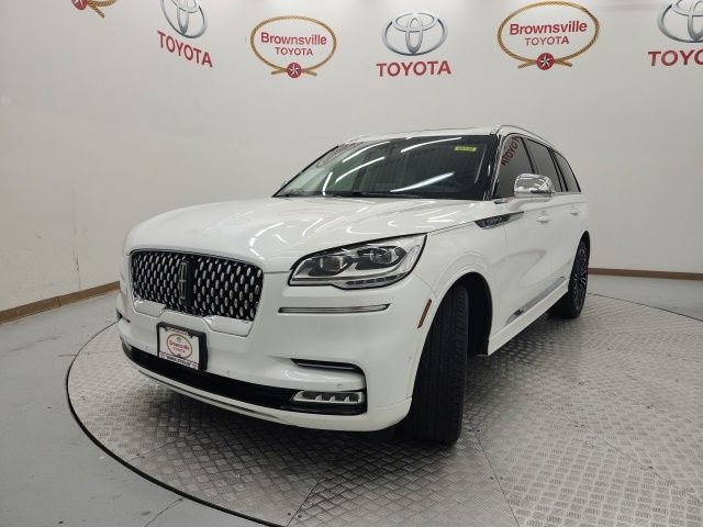 Used 2020 Lincoln Aviator Black Label w/ Dynamic Handling Package AWD/4WD image 2