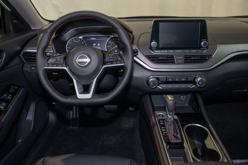 New 2025 Nissan Altima 2.5 SR image 7