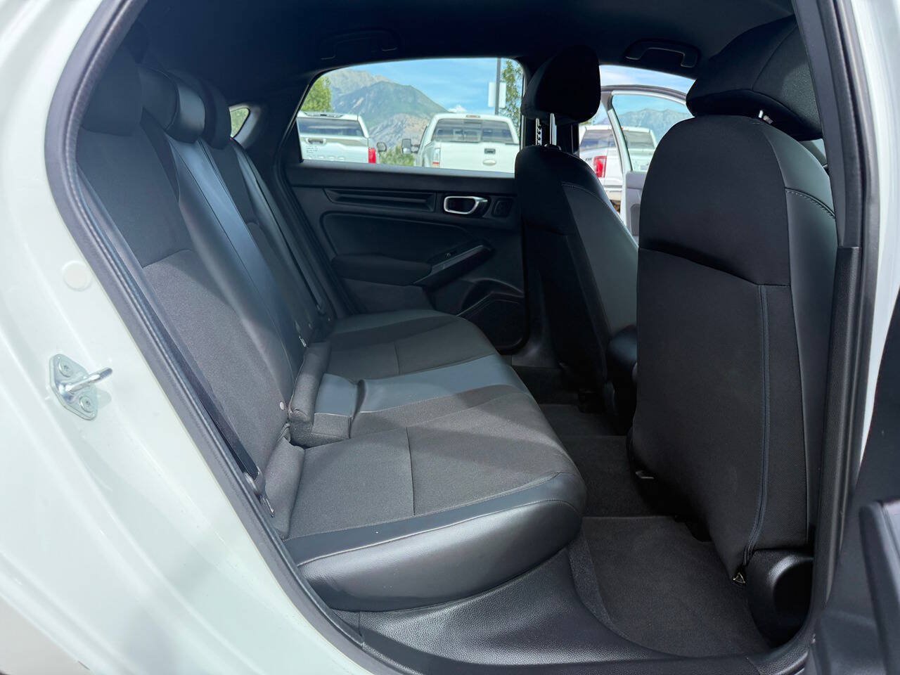 Used 2023 Honda Civic Sport image 19