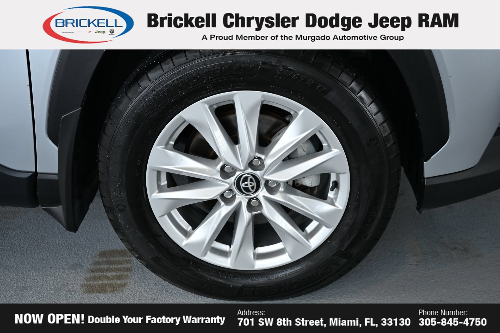 Used 2024 Toyota Corolla Cross LE w/ Moonroof Package FWD image 38