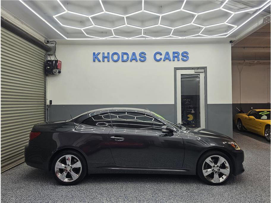 Used 2011 Lexus IS 250C Base 2dr Convertible 6A RWD image 5
