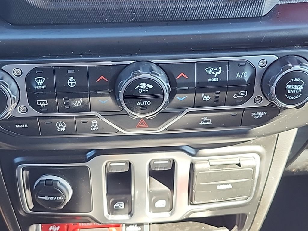 Certified 2021 Jeep Wrangler Rubicon w/ Cold Weather Group image 5