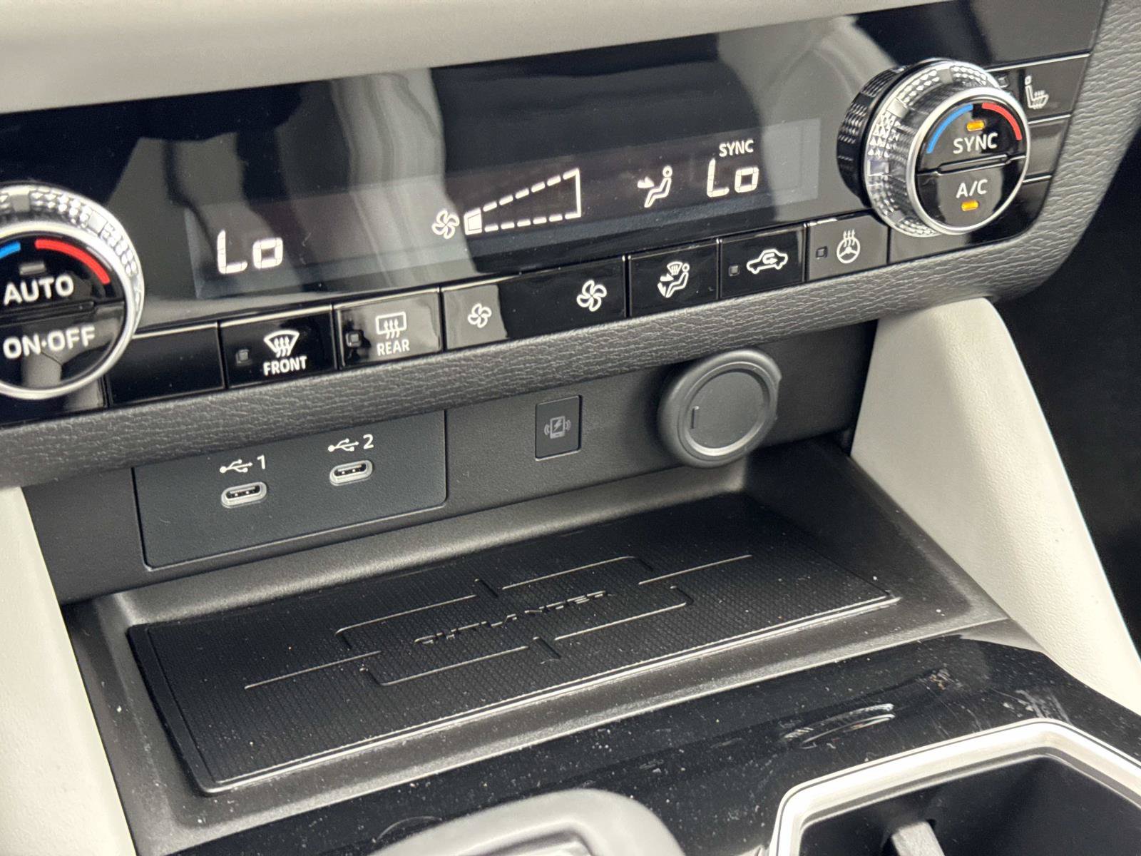 New 2026 Mitsubishi Outlander SE FWD image 22