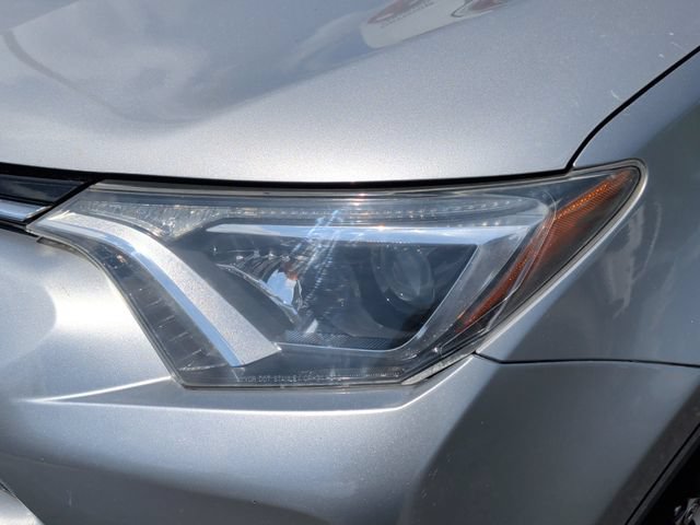 Used 2016 Toyota RAV4 XLE FWD image 10