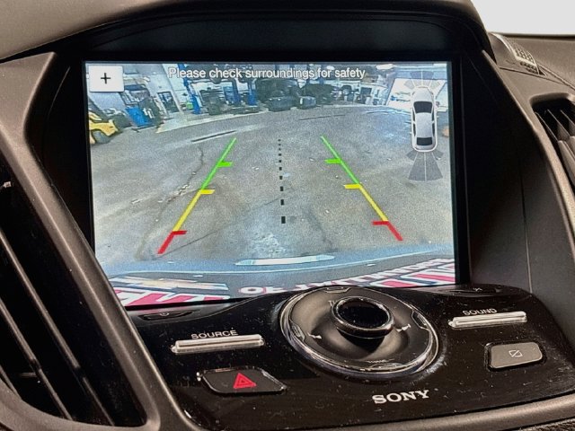 Used 2019 Ford Escape Titanium AWD/4WD image 14