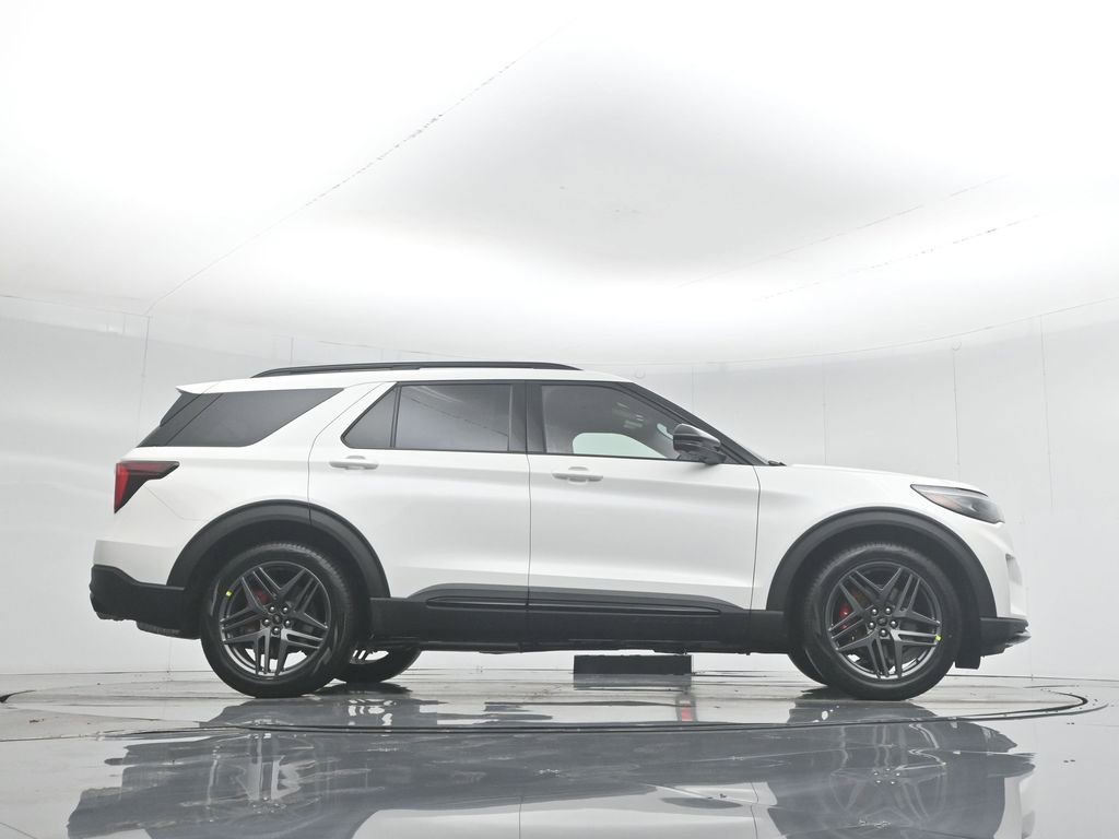 New 2026 Ford Explorer ST w/ Sun And Sound Package image 49