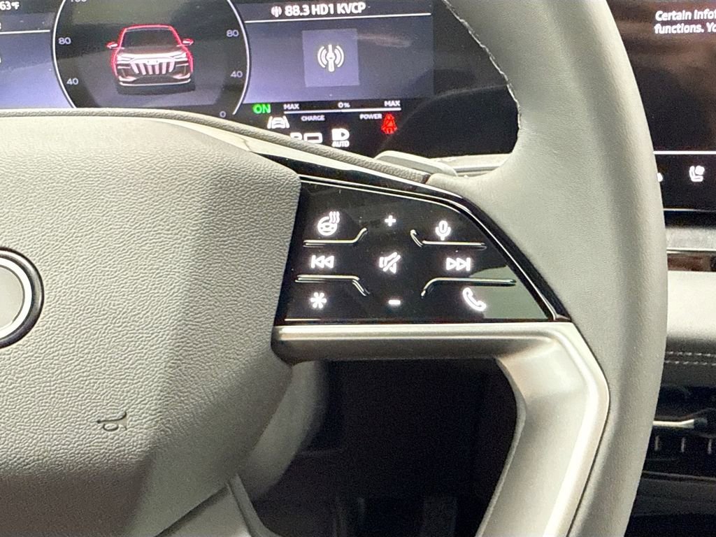 New 2025 Audi Q6 e-tron Premium Plus AWD/4WD image 13