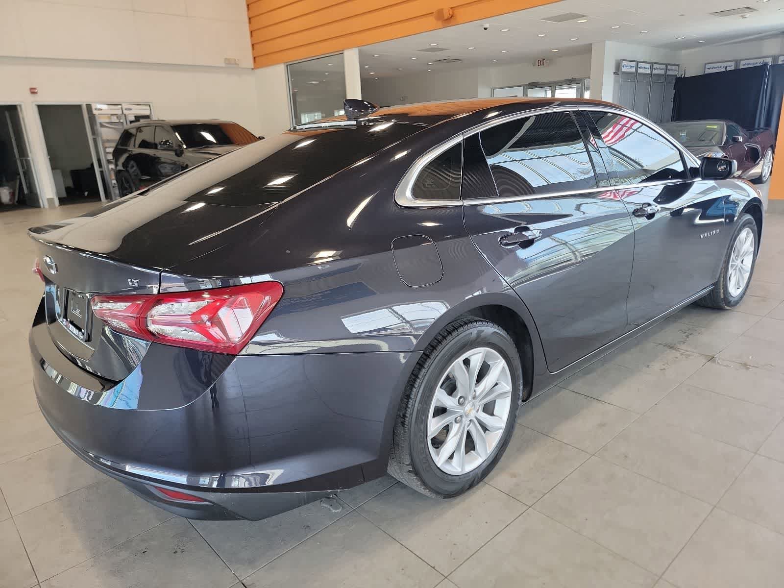 Used 2022 Chevrolet Malibu LT FWD image 6