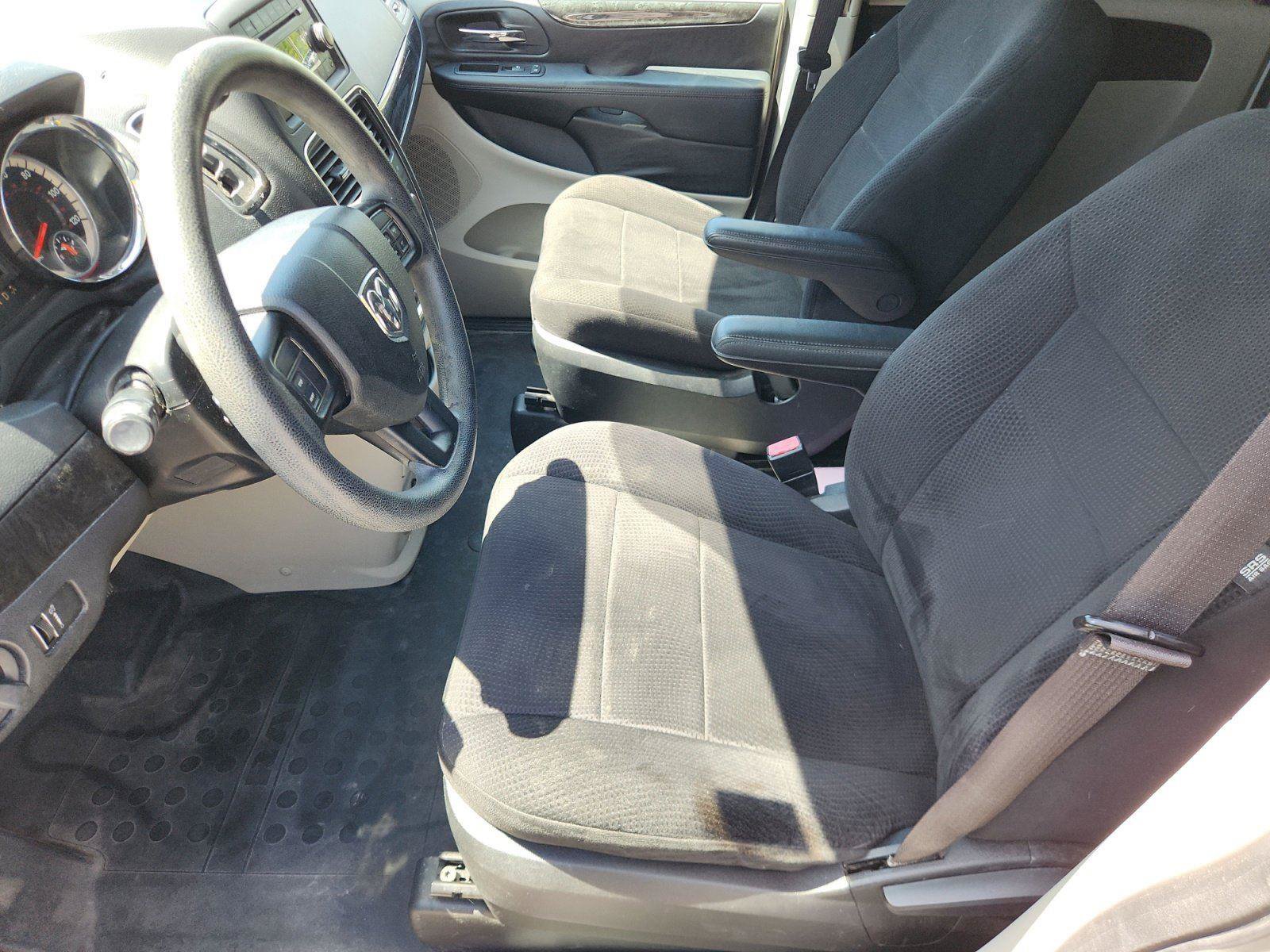 Used 2013 RAM C/V Tradesman FWD image 10
