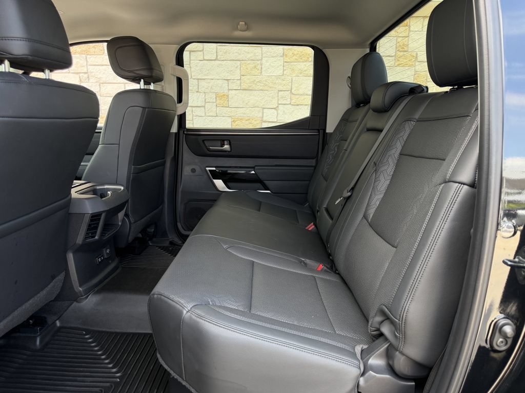 Used 2024 Toyota Tundra Limited AWD/4WD image 28