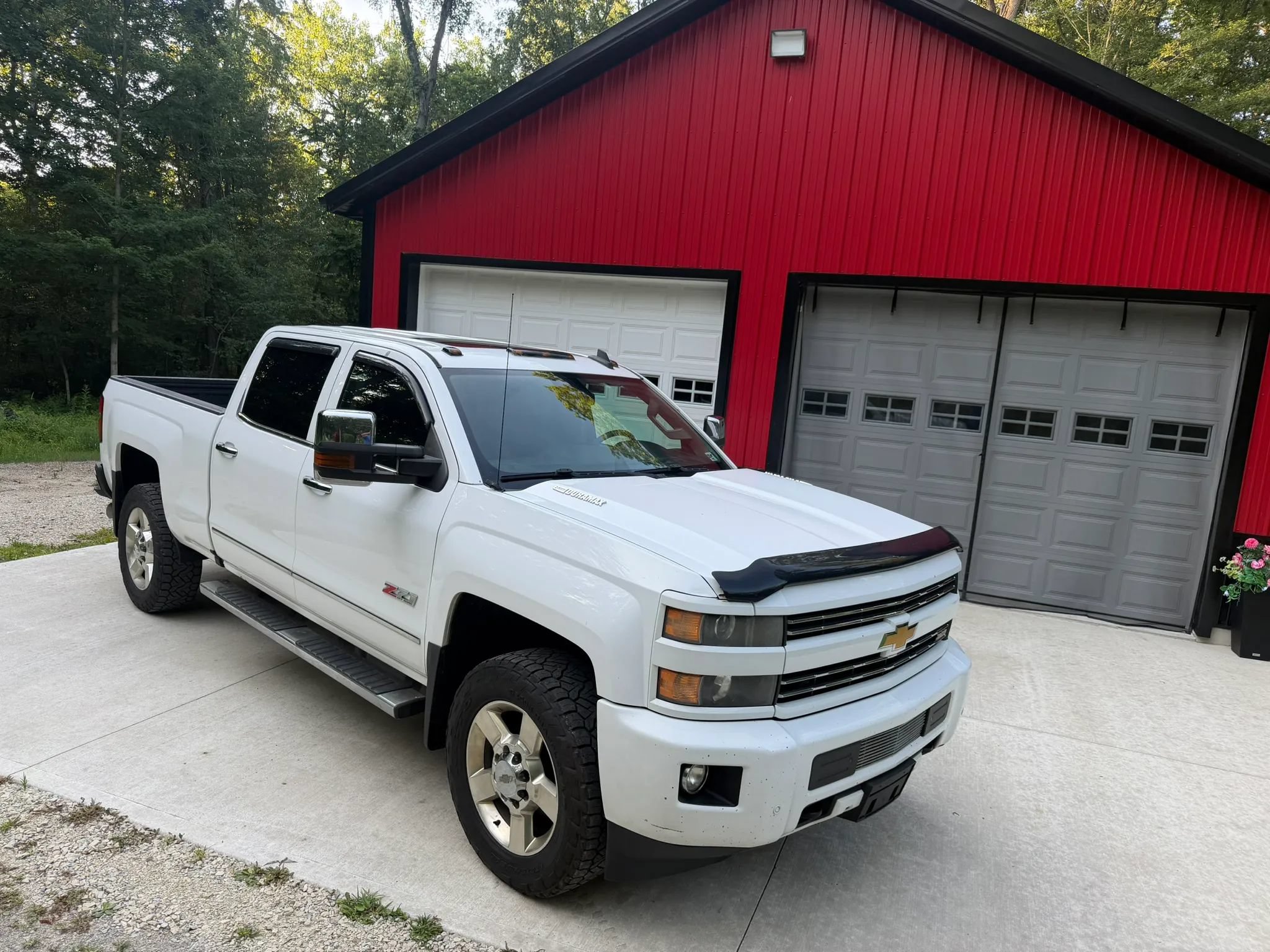 Used 2016 Chevrolet Silverado 2500 LTZ w/ Duramax Plus Package AWD/4WD image 2