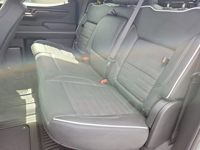 Used 2024 GMC Sierra 1500 AT4X image 15