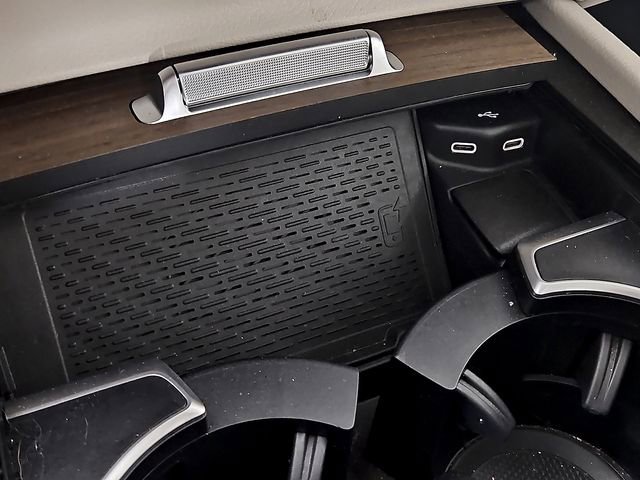 Used 2024 Mercedes-Benz GLE 450 4MATIC image 28