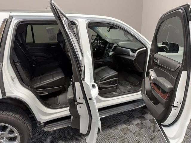 Used 2019 GMC Yukon SLT w/ Premium Edition AWD/4WD image 9