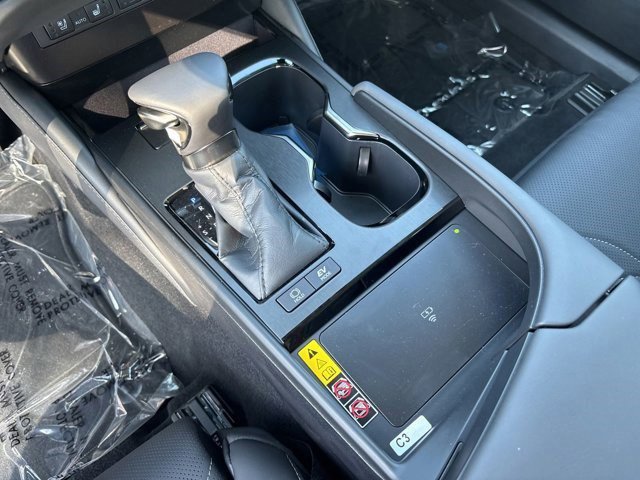 New 2025 Lexus ES 300h w/ Luxury Package image 23