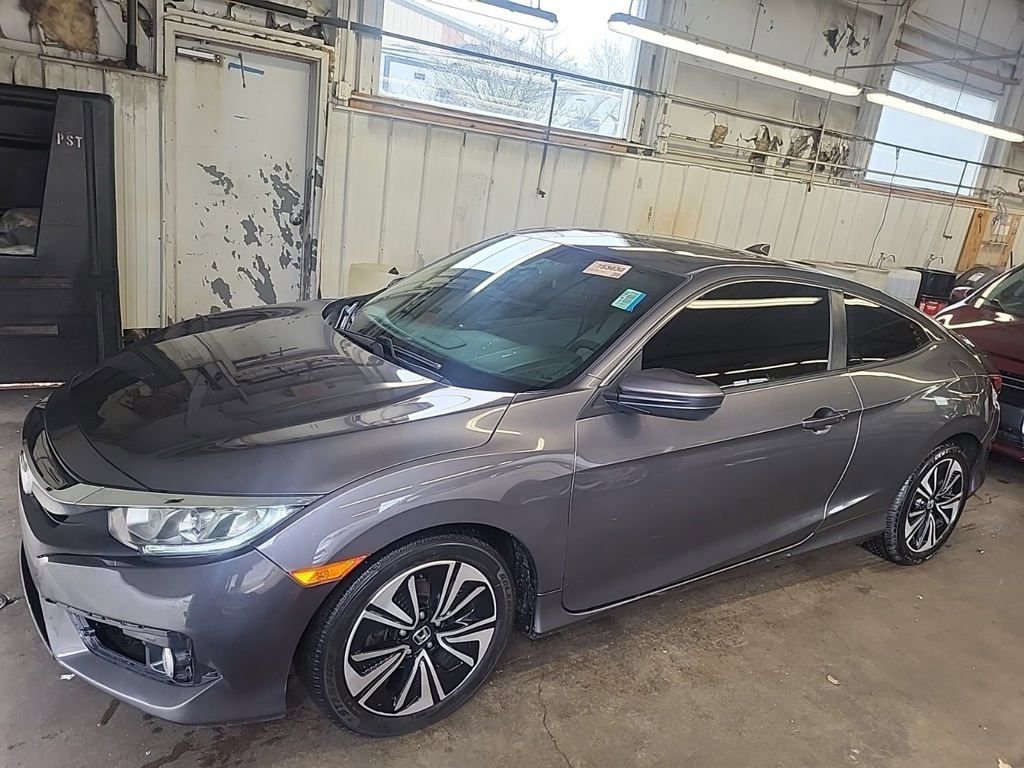 Used 2017 Honda Civic EX-T image 3