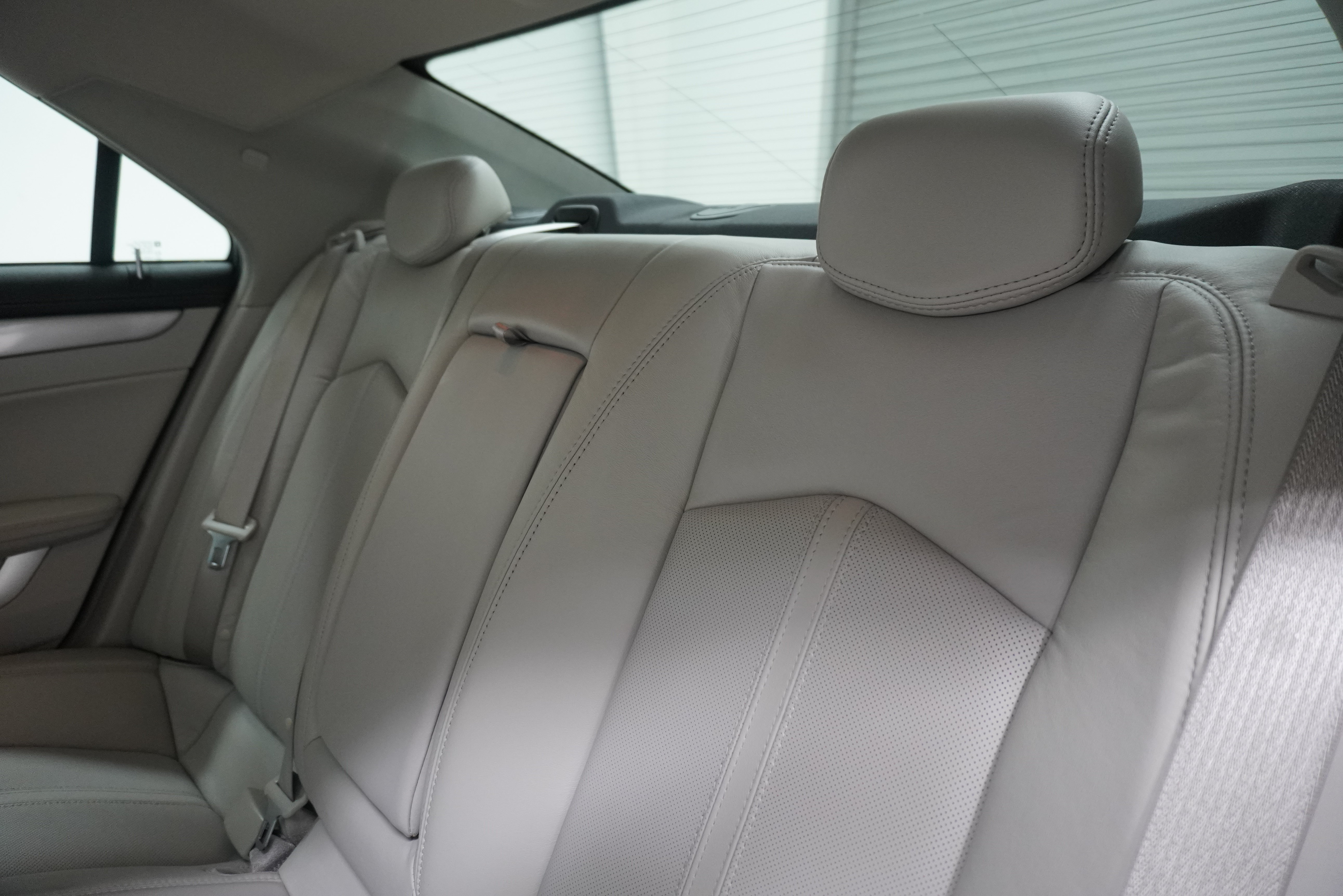 Used 2013 Cadillac CTS Luxury RWD image 12