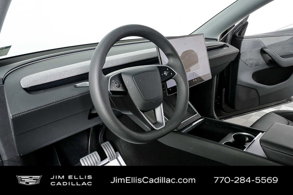 Used 2026 Tesla Model Y 2WD image 4