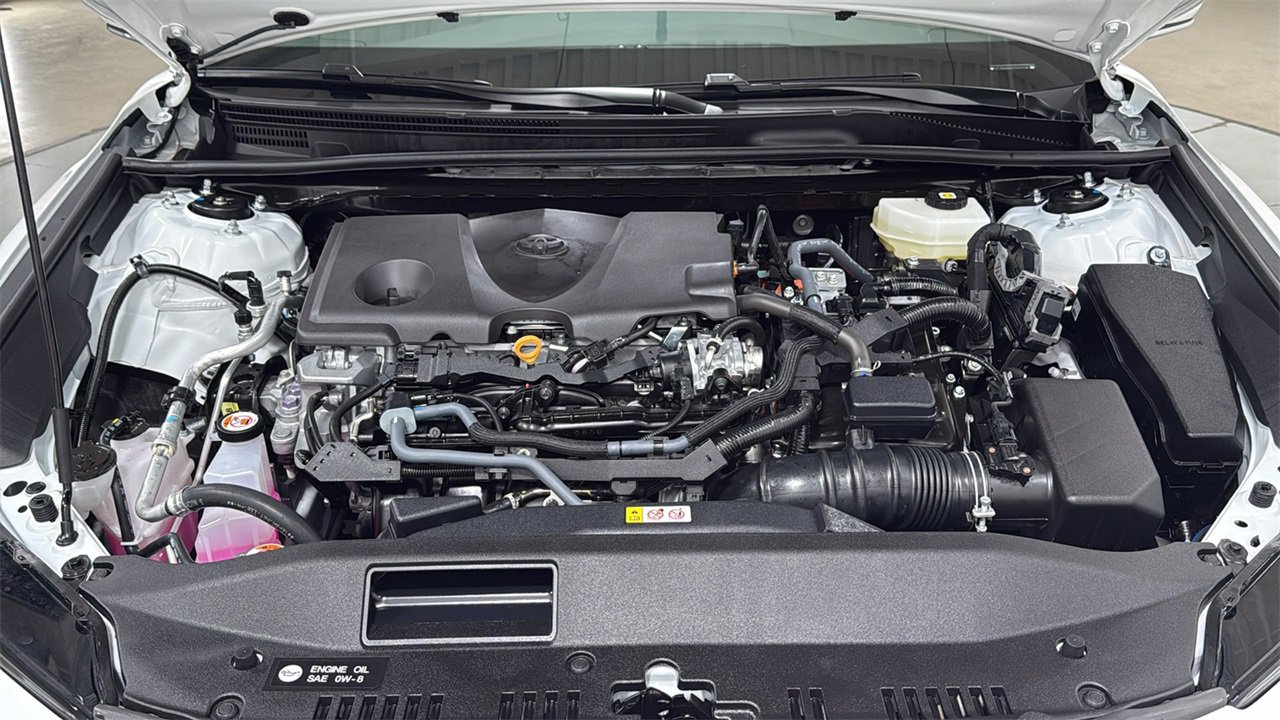 Used 2026 Toyota Camry SE w/ Multimedia Upgrade Package image 25