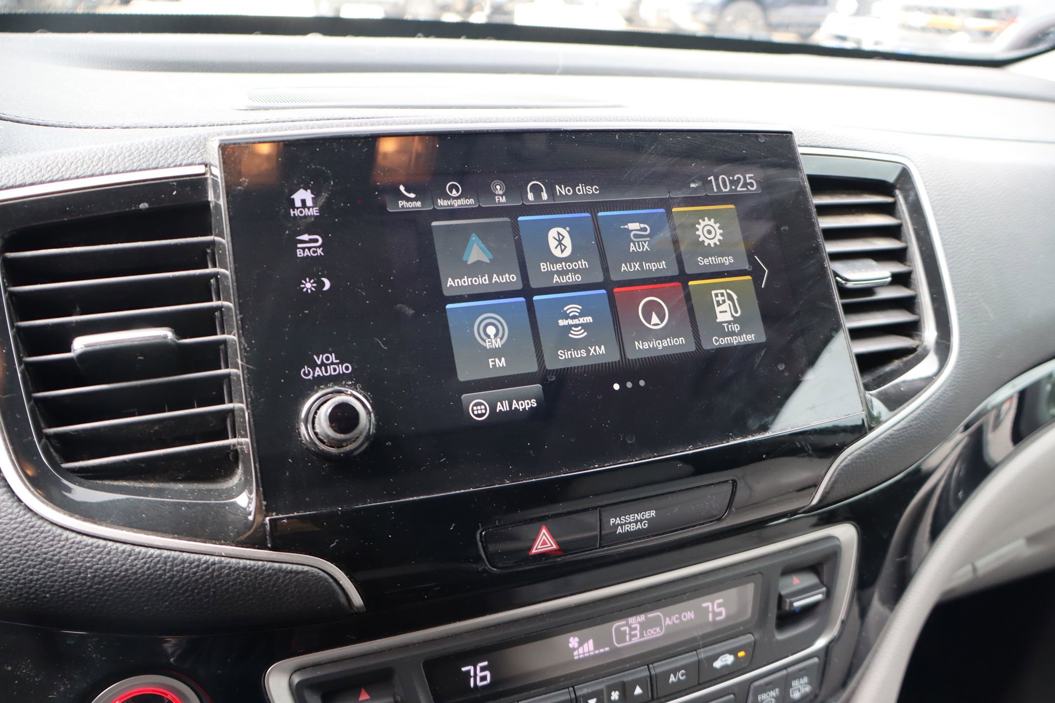 Used 2020 Honda Pilot Touring image 21