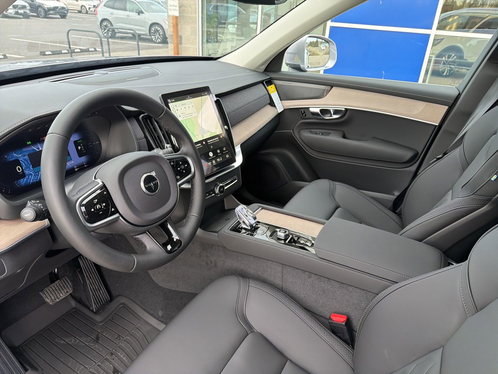 New 2026 Volvo XC90 T8 Plus w/ Protection Package AWD/4WD image 20