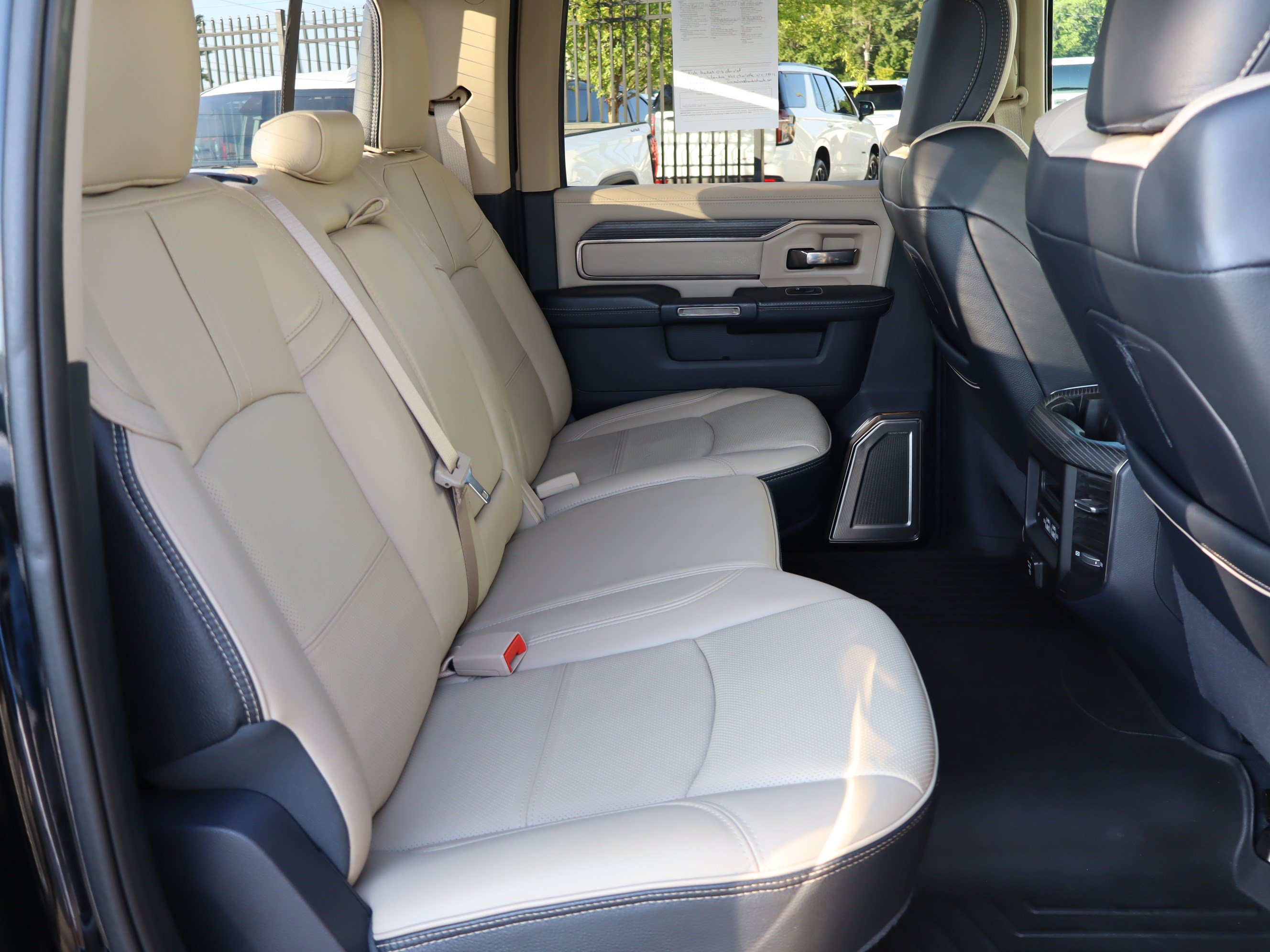 Used 2021 RAM 2500 Limited AWD/4WD image 37