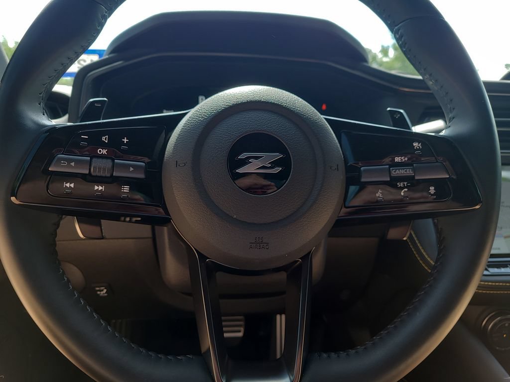 Certified 2023 Nissan Z w/ Floor Mat Package (L93) RWD image 20