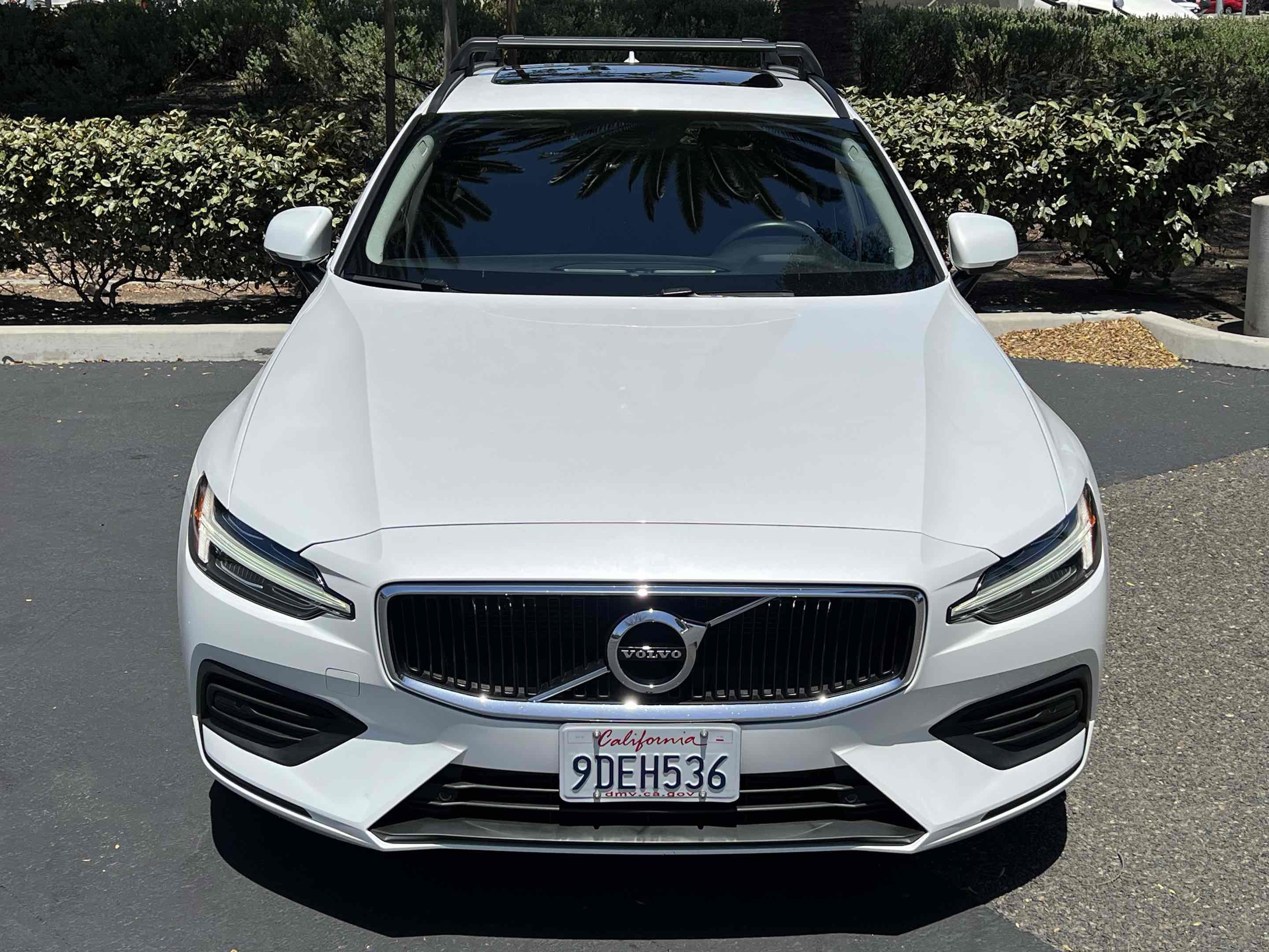 Used 2020 Volvo V60 T5 Momentum w/ Protection Package FWD image 14