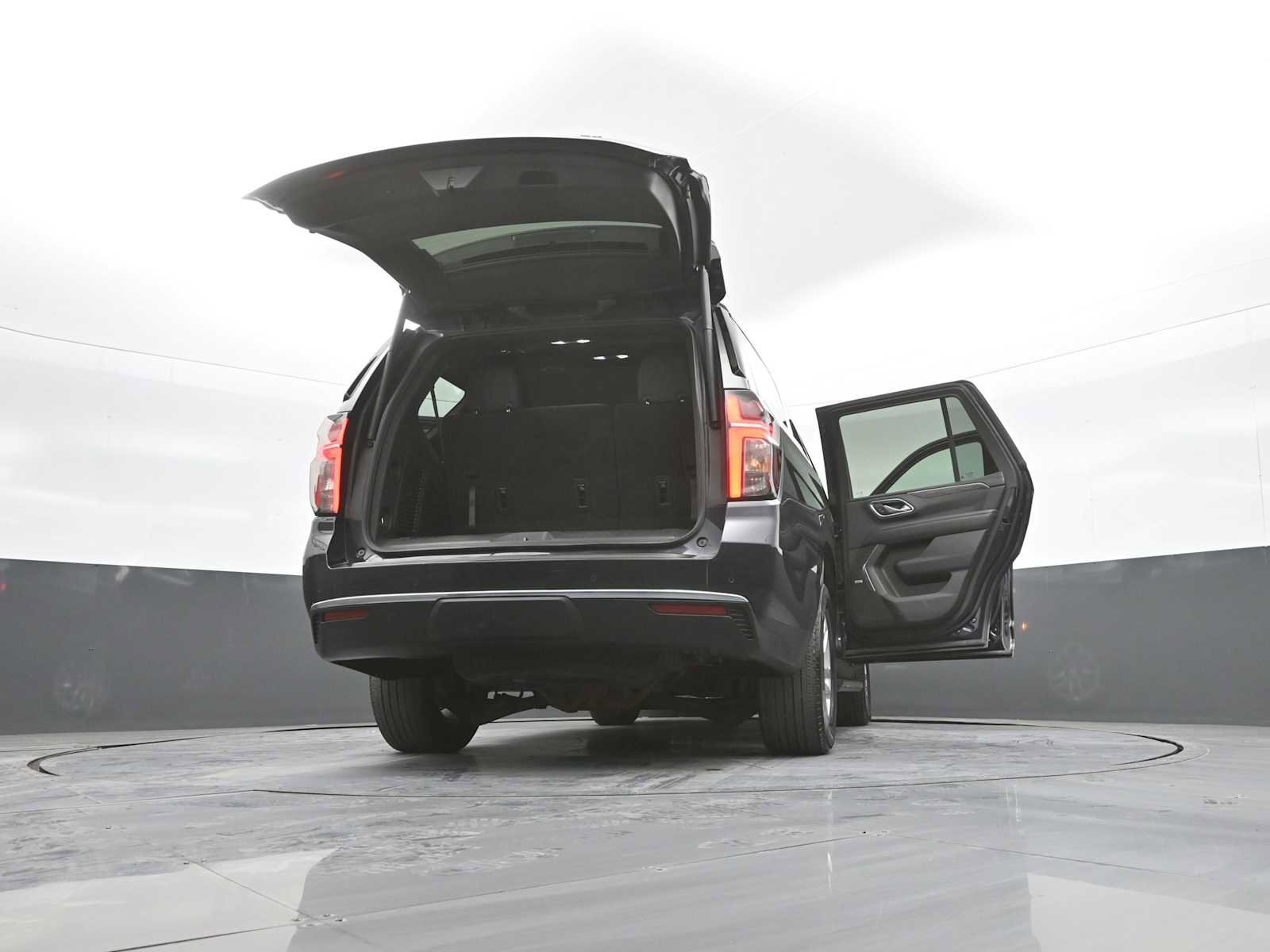 Used 2024 Chevrolet Tahoe LT AWD/4WD image 51