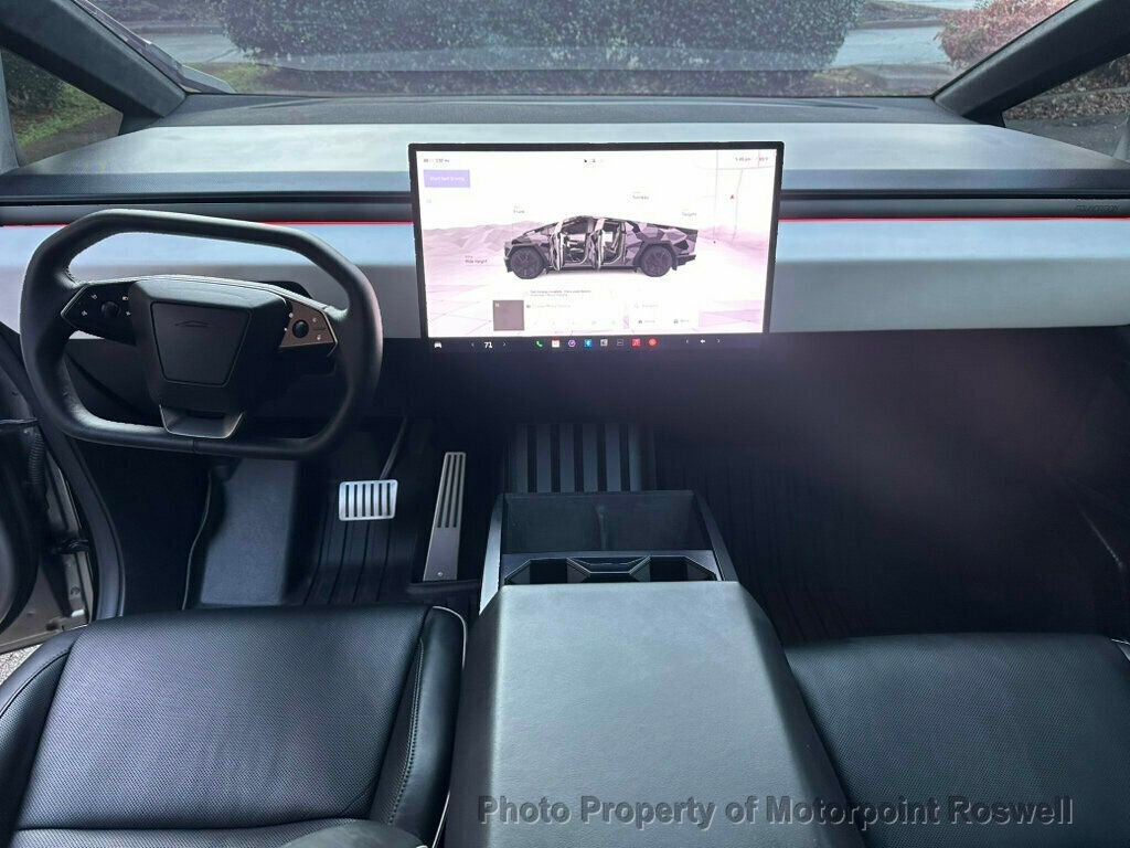 Used 2024 Tesla Cybertruck AWD Crew Cab image 22