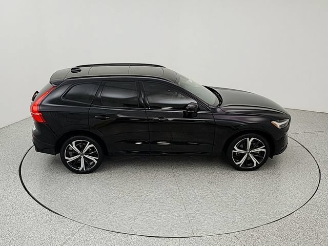Used 2024 Volvo XC60 T8 Ultimate AWD/4WD image 16
