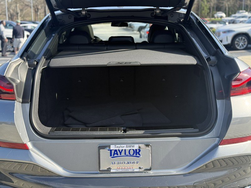 Certified 2024 BMW X6 xDrive40i w/ M Sport Professional Package image 18