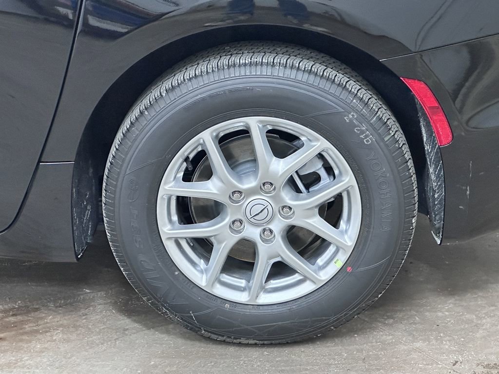 New 2026 Chrysler Voyager LX image 41