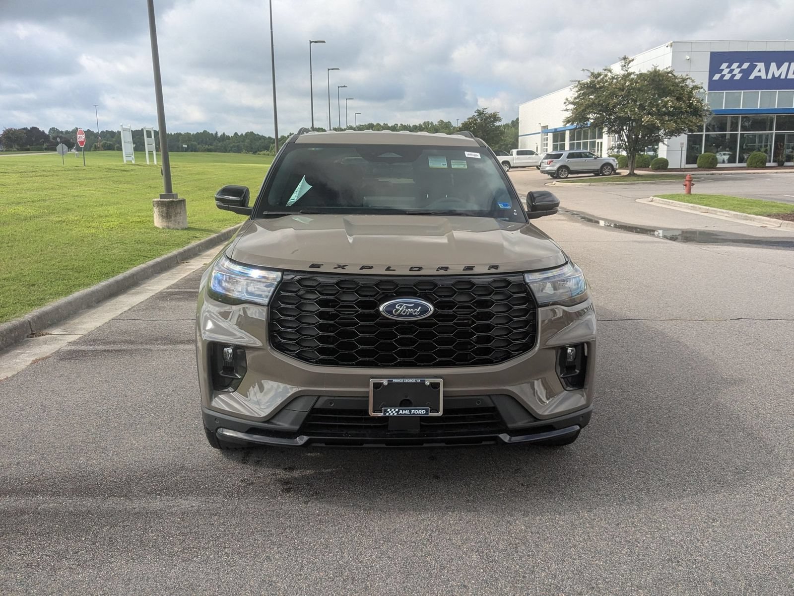New 2026 Ford Explorer ST-Line AWD/4WD image 8