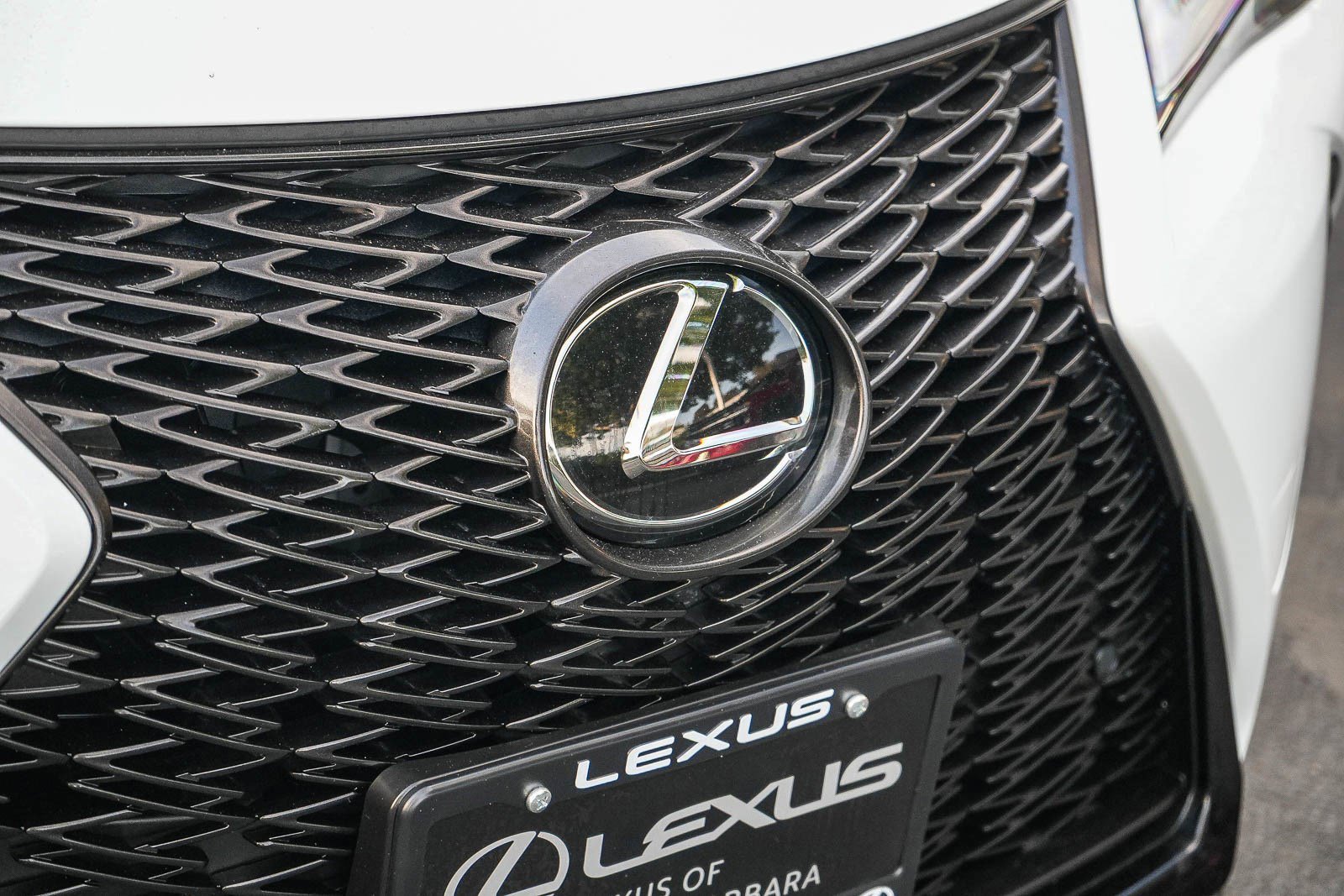 Used 2024 Lexus UX 250h F Sport FWD image 9
