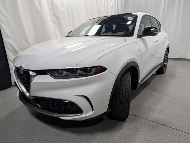 Used 2024 Alfa Romeo Tonale Ti w/ Active Assist Package image 7