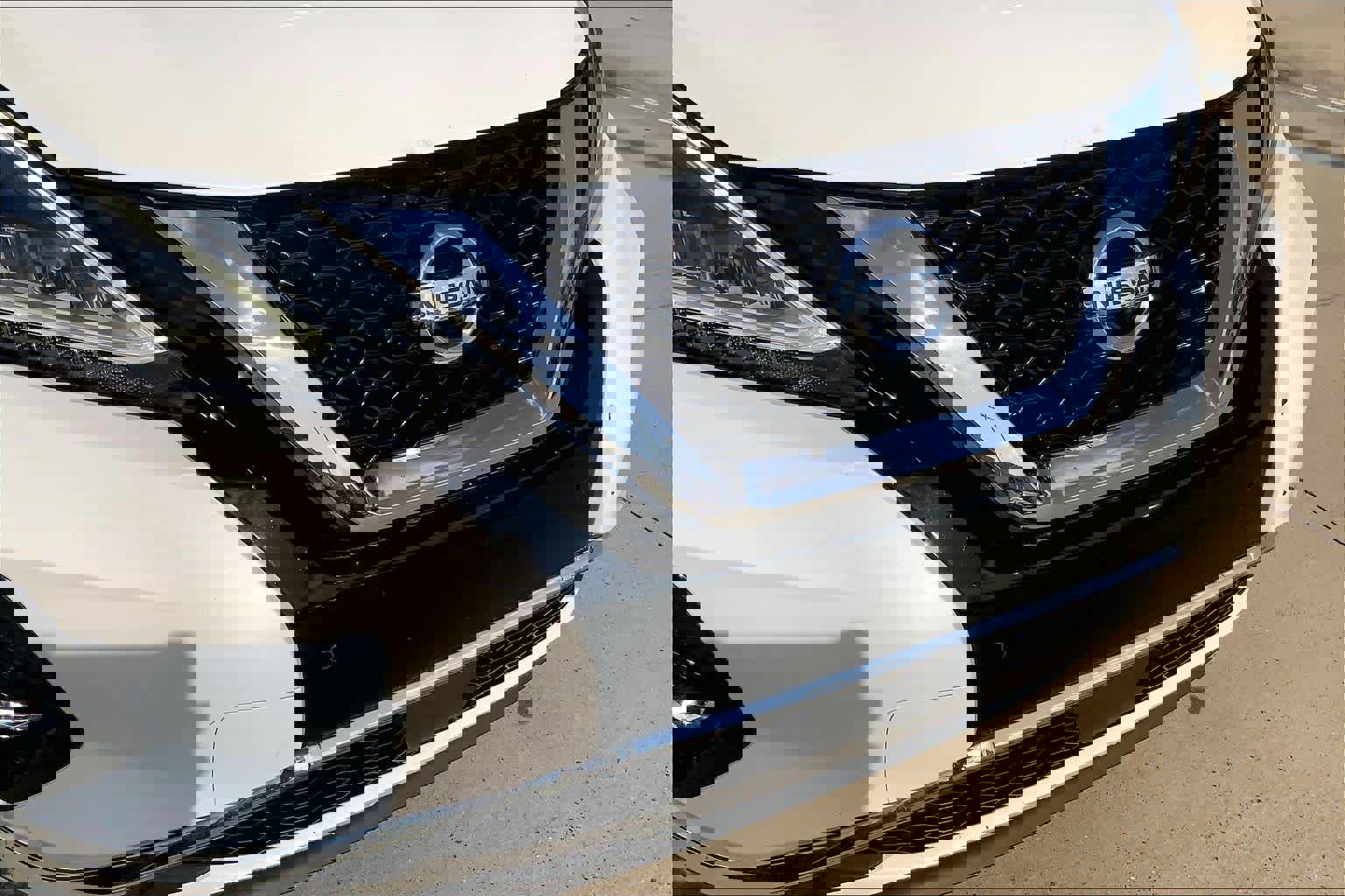 Used 2020 Nissan Murano SV w/ Premium Package image 32