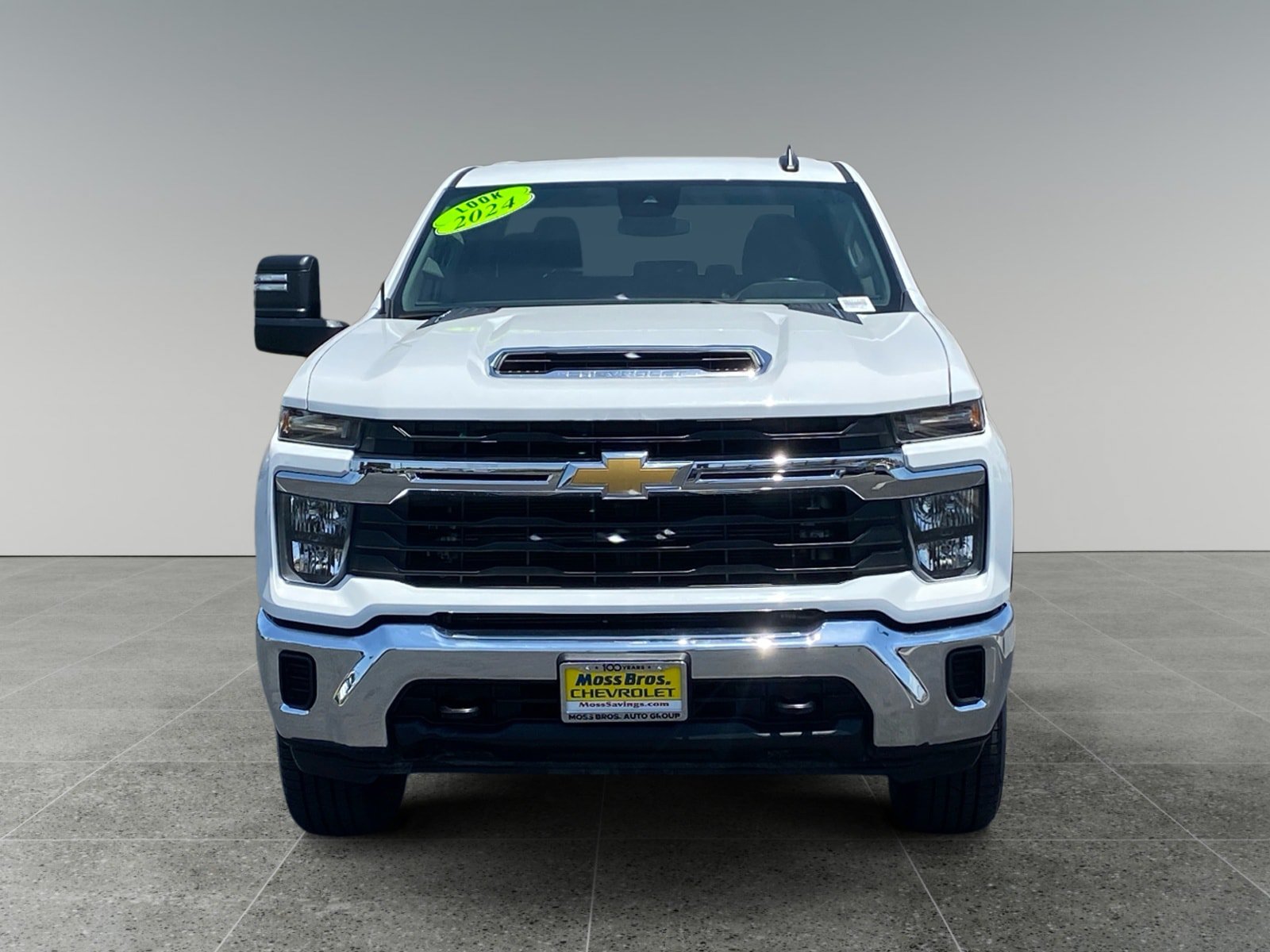 Used 2024 Chevrolet Silverado 2500 LT AWD/4WD image 8