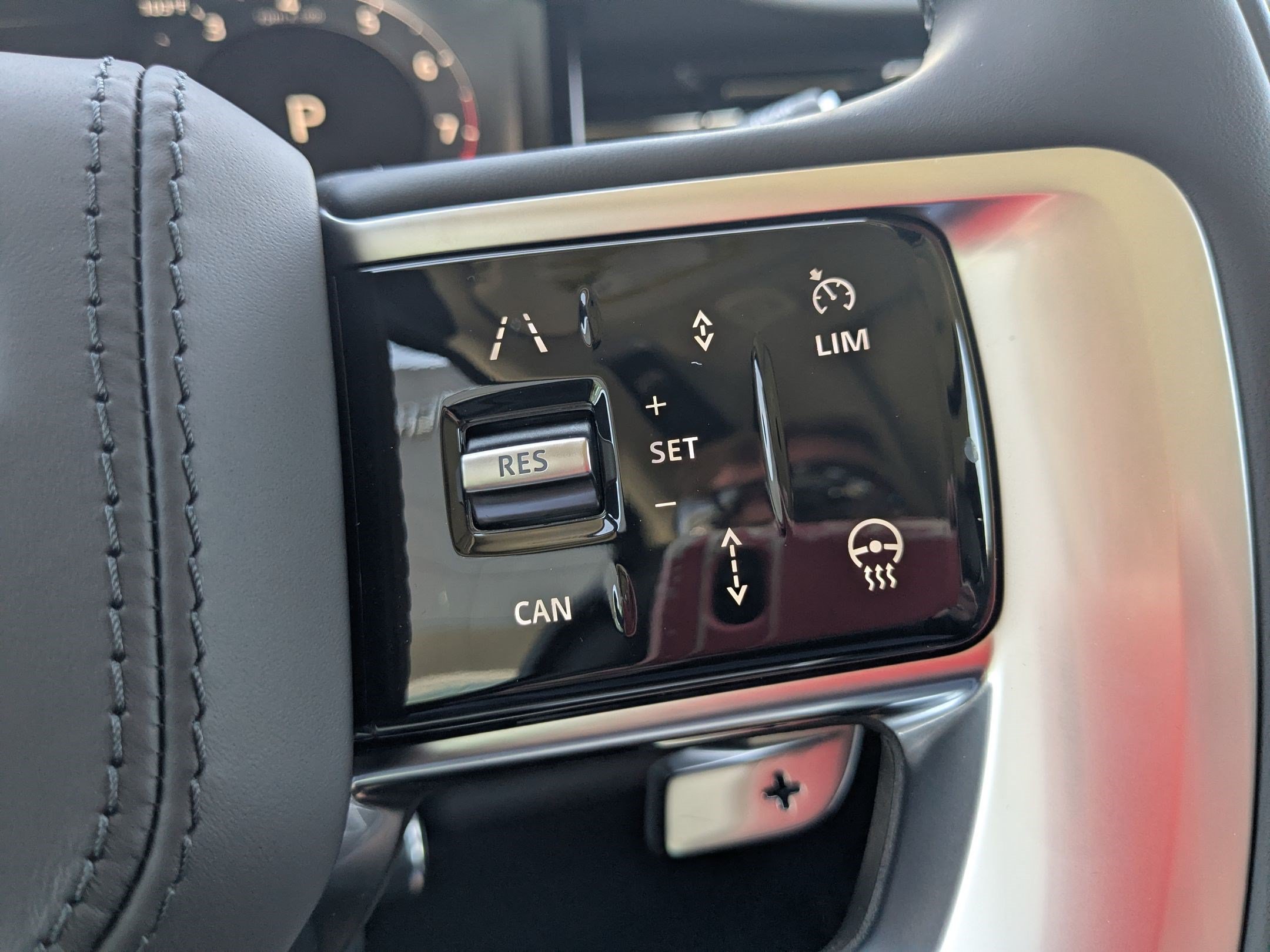New 2026 Land Rover Range Rover SE AWD/4WD image 18